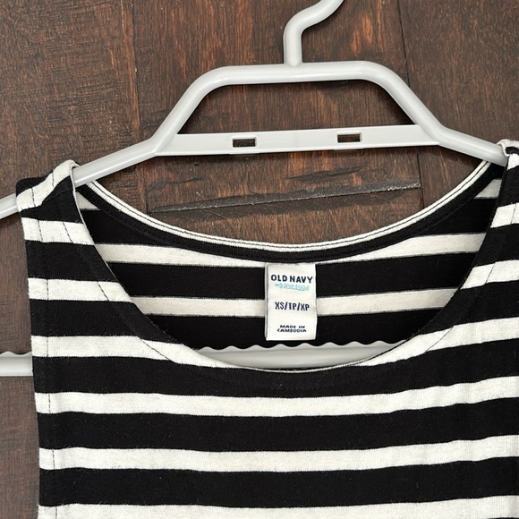 Striped dress - Picture 3 of 3